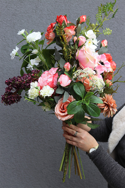 Morelita, biały bukiet kwiatów