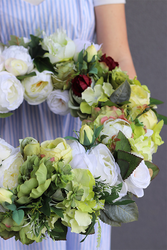 Caryca Katarzyna Greenland, efektowny wianek na drzwi