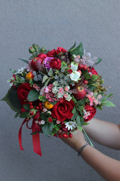 Czerwone Marzenie, jesienna kompozycja w naczyniu