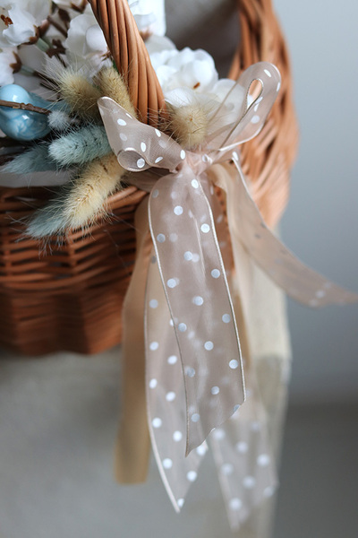 Familijny, jednostronnie dekorowany koszyczek wielkanocny