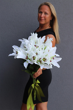 bukiet Lilii Białych, wys.70cm, 6szt