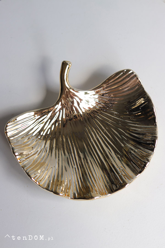 Ginko złota patera w kształcie liścia