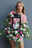 Angelo Garden Dark pink Wood, kompozycja nagrobna z lampionem