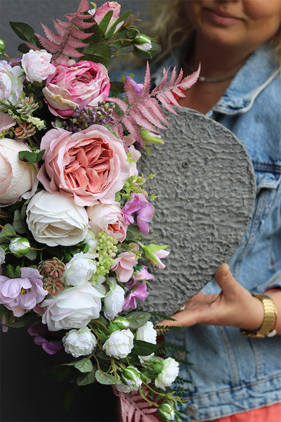 Pink Love Volcan, stroik nagrobny serce