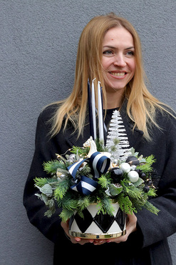 OD RĘKI Świąteczny Glamour, świąteczny stroik ze świecami, wym.40x30cm