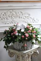 Anielska Róża, dekoracja nagrobna w skrzynce, wym.33x63cm