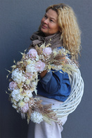 Beigere Boho, asymetryczny wianek na drzwi