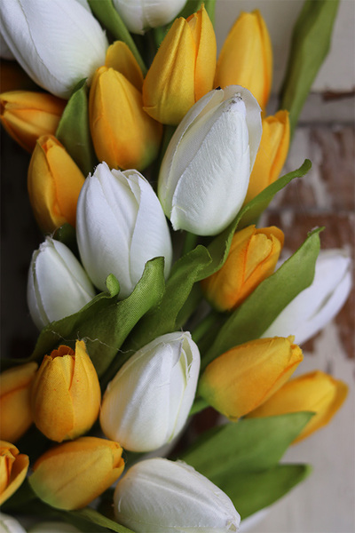 bardzo elegancki wianek z tulipanów, Witaj Wiosno 2, śr.40cm