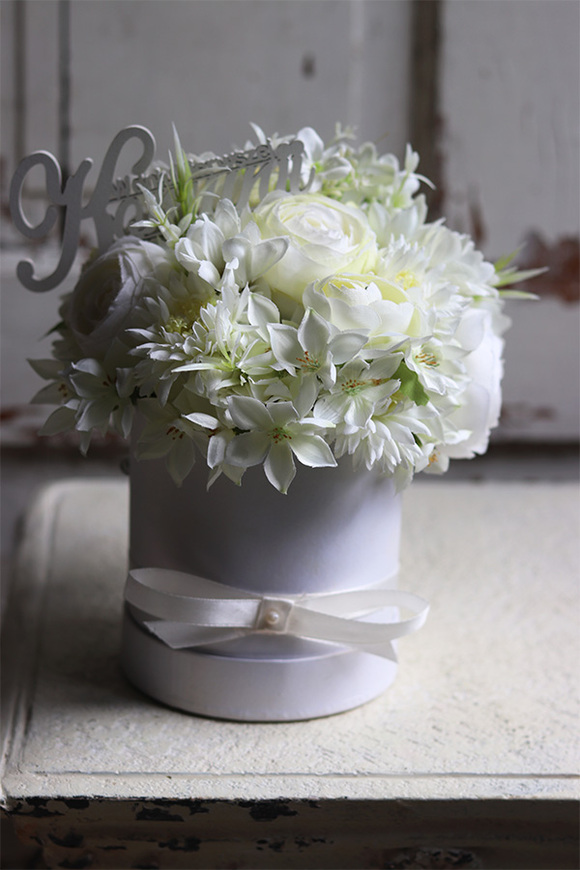 biały flowerbox komunijny, Bielli 2, wys.23cm