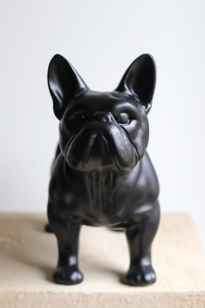 Dog in the Fog, figurka pies bulldog 