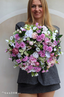 Uroczek, kwiatowy wianek na drzwi