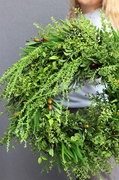 Oliwia, zielony wianek na drzwi, śr.53cm