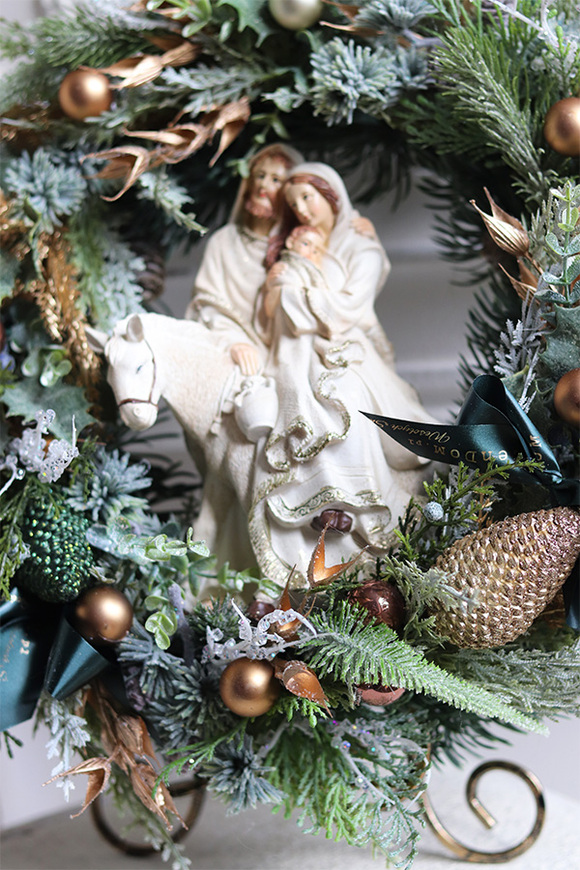 Święta Rodzina, świąteczny wianek na drzwi