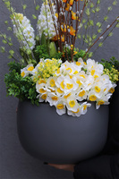 Wiosenne Trele Concrete, wiosenna kompozycja roślinna