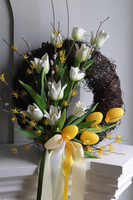 Tulipanowy Raj, dekoracyjny wianek z tulipanami