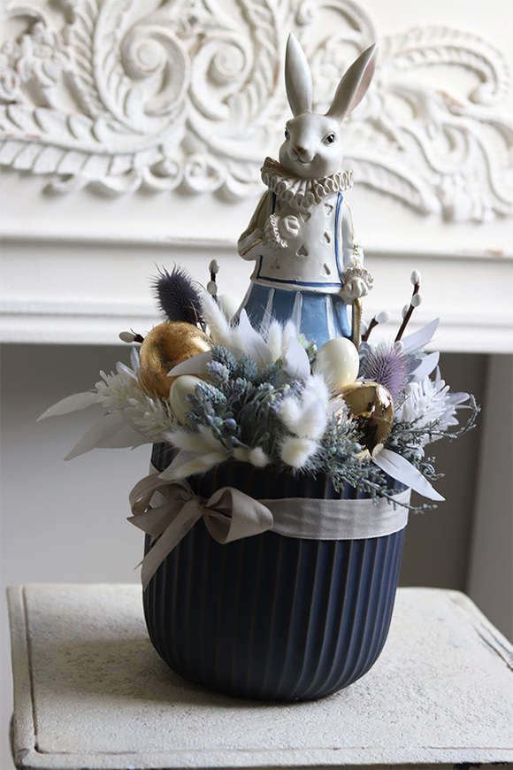 Paris, wielkanocny stroik z zającem
