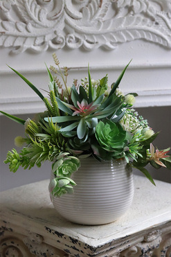 Zieleń Dekoriet, sukulenty w nowoczesnej donicy, wys.23cm