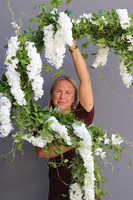 White Wisterina, stylowa girlanda ze sztucznych kwiatów