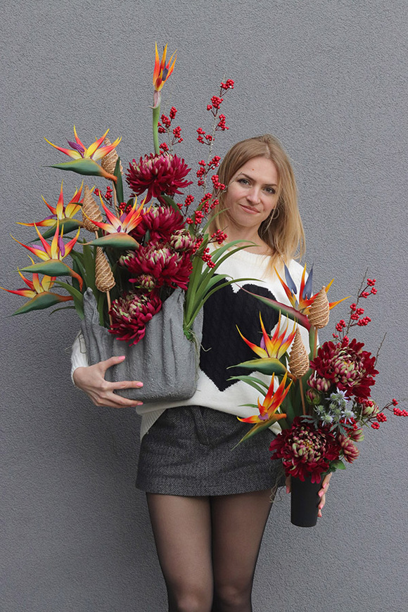 Merigold, bukiet nagrobny we wkładzie