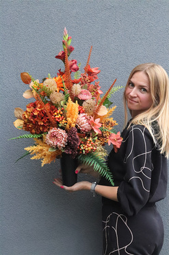 Jesienna Aura, bukiet nagrobny we wkładzie do wazonu, dł.65cm 