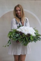 Culli Rose, kompozycja nagrobna w naczyniu