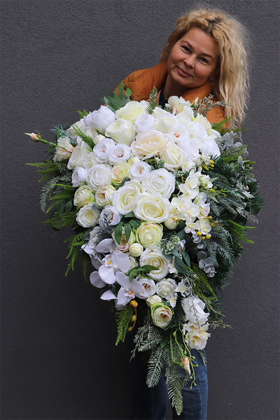 Helenna, zimowa wiązanka nagrobna