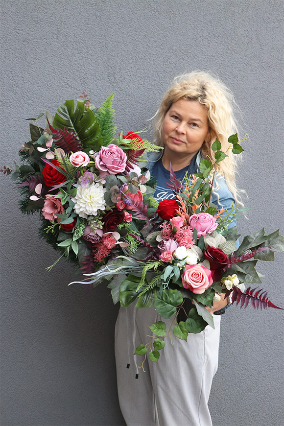 Mini Valentina, wiązanka nagrobna