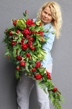 Rozanna Amazonia 2, bukiet nagrobny we wkładzie do wazonu, wym.45x85cm 