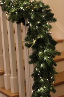 Royal Classic Green, zimowa girlanda dekoracyjna