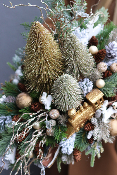 Złota Legenda, świąteczny stroik na brzozie