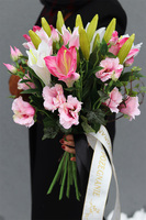 bukiet nagrobny, Lilie na Ostatnie Pożegnanie, dł.60cm