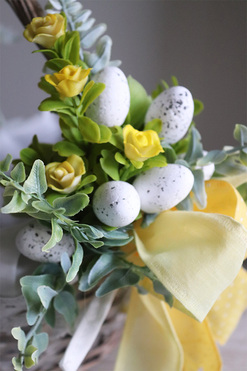 dekorowany koszyczek wielkanocny z serwetką, Yellow Spring, wys.24cm 