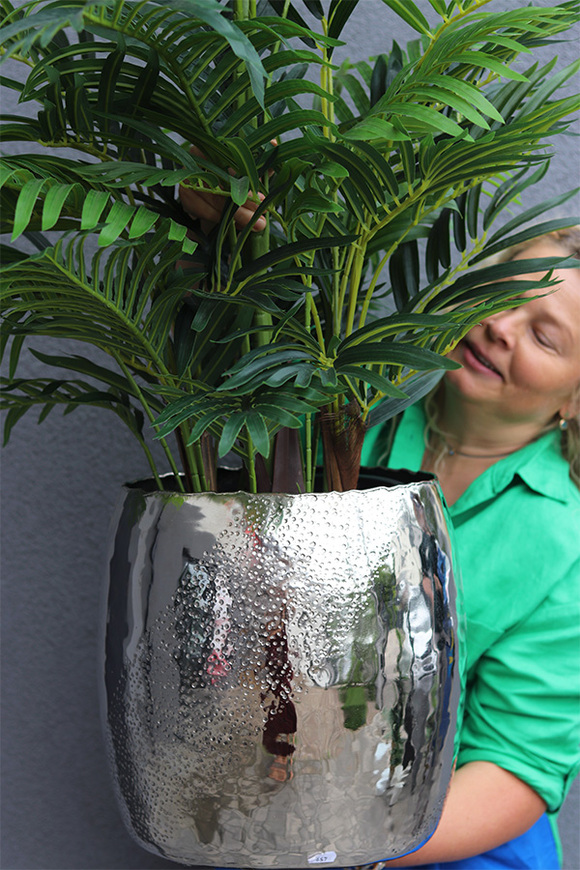 Areca Silver Deluxe, sztuczna palma w metalowej donicy