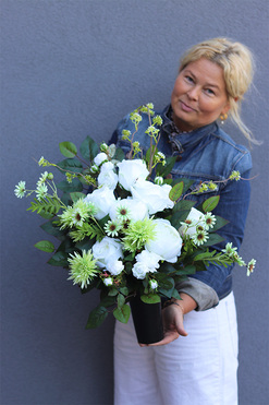 Monolina, bukiet nagrobny we wkładzie, dł.50cm 