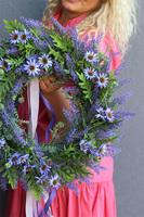 Fioletowe Marzenia, fioletowy wianek z margerytkami