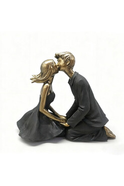 Love Black, figurka Para Zakochanych w pocałunku, wys.16.5cm
