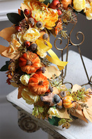 Dyniowy, asymetryczny jesienny wianek z dyniami