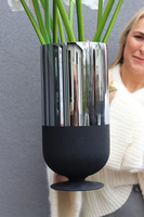 Amarylis Bulla, świąteczny bukiet kwiatów w wazonie