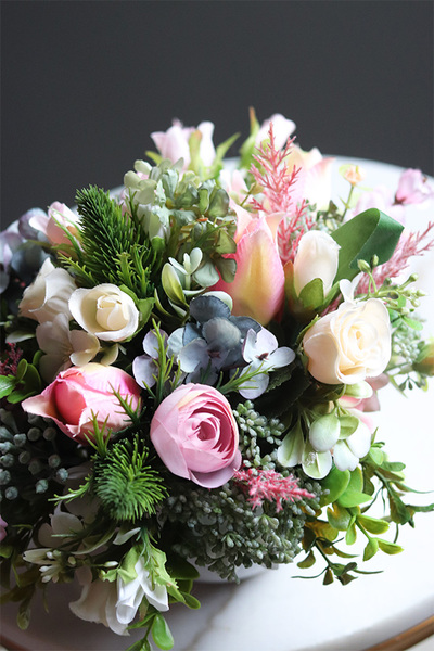 Valendia Genuata, wielkanocna kompozycja w okrągłej donicy