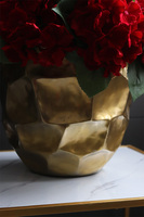 Valentynove Love, kompozycja z hortensją na walentynki