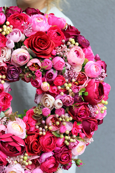 Pinkano Tenata 2, bardzo bogaty różowy wianek