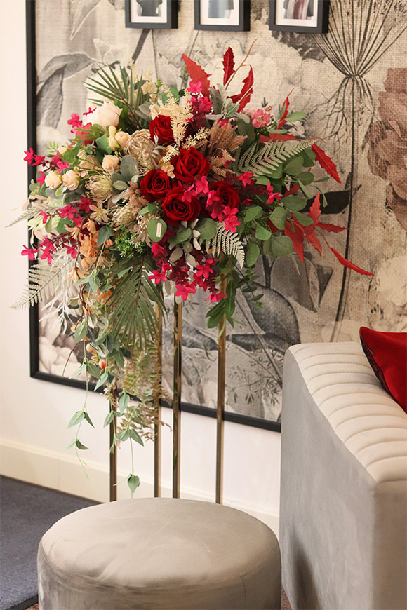 La Guel Flowers, dekoracja kwiatowa na stojak