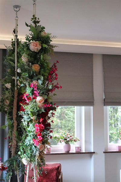 La Guel Eligia, elegancka girlanda kwiatowa