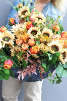 Sunflower Garden 2, kompozycja nagrobna w naczyniu