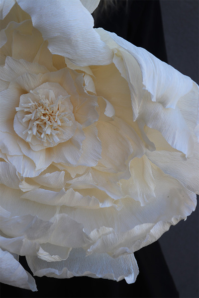 Paper Flower J, ręcznie robiony kwiat papierowy, wym.42x19cm