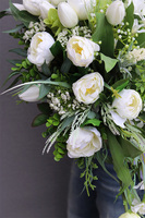 Tulippo, kompozycja wiosenna w złotym naczyniu, wym.34x60cm 