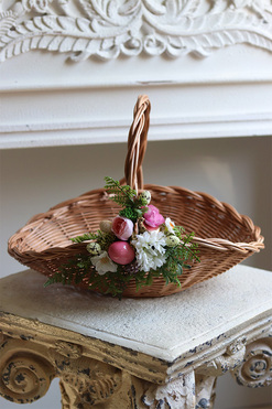 OD RĘKI Frera, dekorowany koszyczek wielkanocny, wys.30cm
