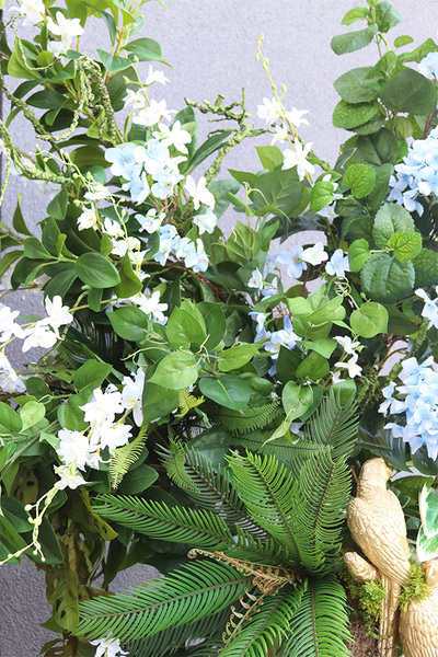Belledia Mediolan, sztuczna roślina w donicy