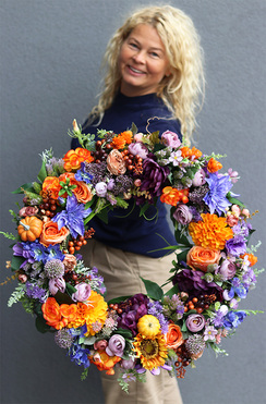 atrakcyjny kwiatowy wianek, Jesienna Harmonia 2, śr.57cm