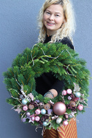 zimowy wianek pudrovy, Ewa, śr.48cm